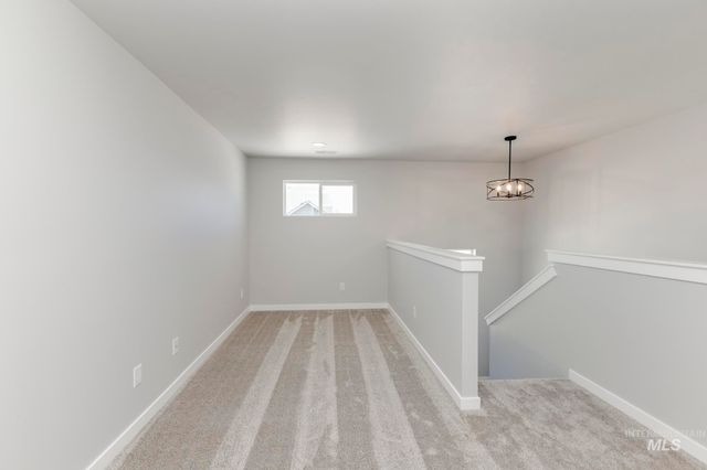 8166 E Cool River Lp, Nampa, ID 83687