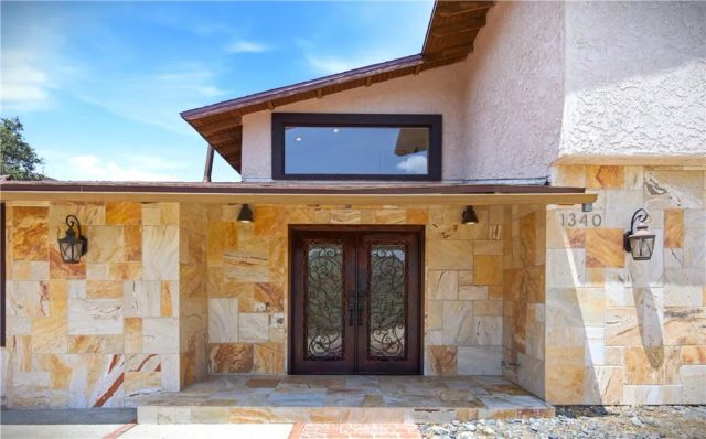 1340 Hillside, Glendale, CA 91208