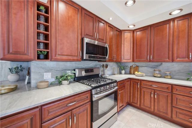 1340 Hillside, Glendale, CA 91208