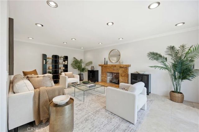 1340 Hillside, Glendale, CA 91208