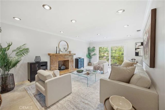 1340 Hillside, Glendale, CA 91208