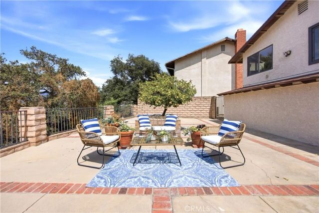 1340 Hillside, Glendale, CA 91208