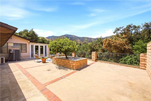 1340 Hillside, Glendale, CA 91208