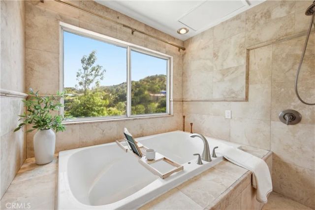 1340 Hillside, Glendale, CA 91208