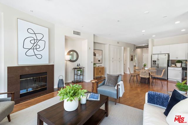 13020 Pacific Promenade 217, Playa Vista, CA 90094