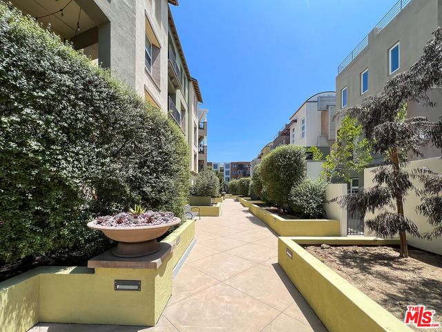 13020 Pacific Promenade 217, Playa Vista, CA 90094