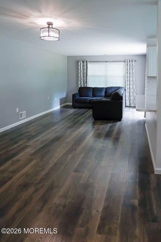 23 Commons Drive, Neptune Township, NJ 07753