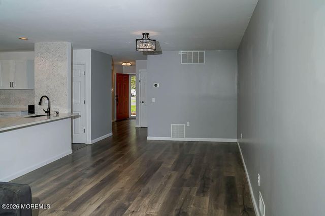 23 Commons Drive, Neptune Township, NJ 07753