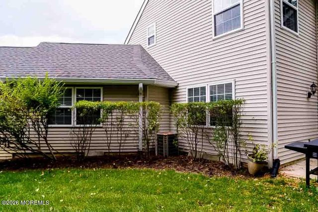 23 Commons Drive, Neptune Township, NJ 07753
