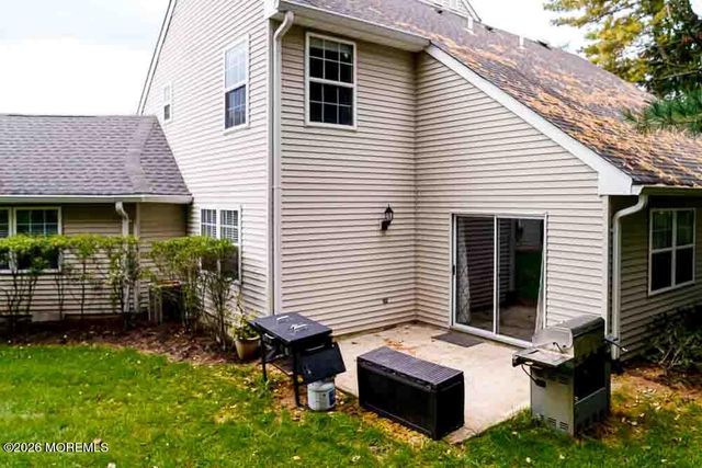 23 Commons Drive, Neptune Township, NJ 07753