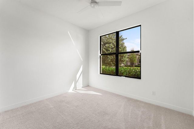 9214 SW Esule Way, Port St Lucie, FL 34987