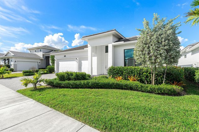 9214 SW Esule Way, Port St Lucie, FL 34987