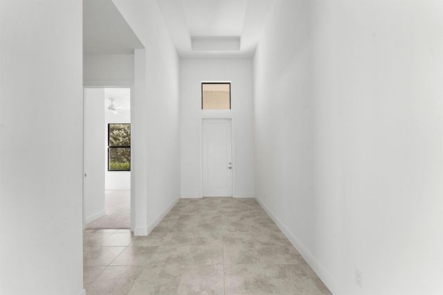 9214 SW Esule Way, Port St Lucie, FL 34987