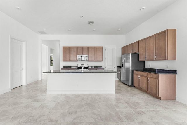 9214 SW Esule Way, Port St Lucie, FL 34987