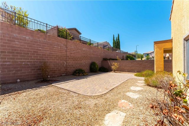 2285 Manosque Lane, Henderson, NV 89044