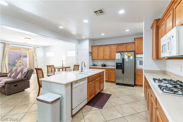 2285 Manosque Lane, Henderson, NV 89044