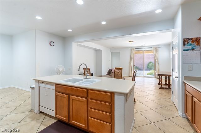 2285 Manosque Lane, Henderson, NV 89044