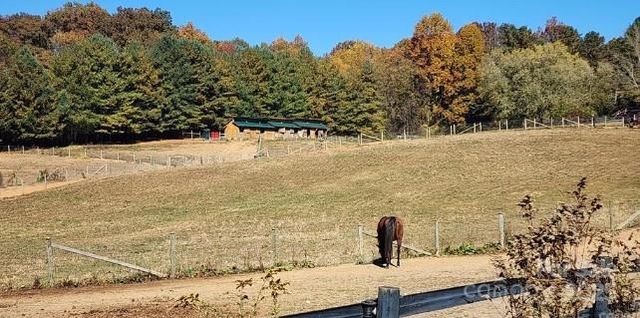 80 Sharon Road, Fairview, NC 28730