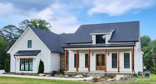 80 Sharon Road, Fairview, NC 28730