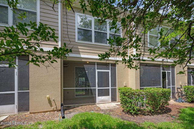 8077 SUMMERSIDE Circle, Jacksonville, FL 32256