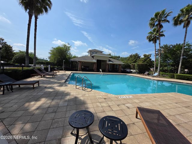 8077 SUMMERSIDE Circle, Jacksonville, FL 32256