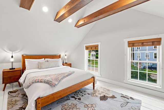 72 Franklin Street, Concord, NH 03301