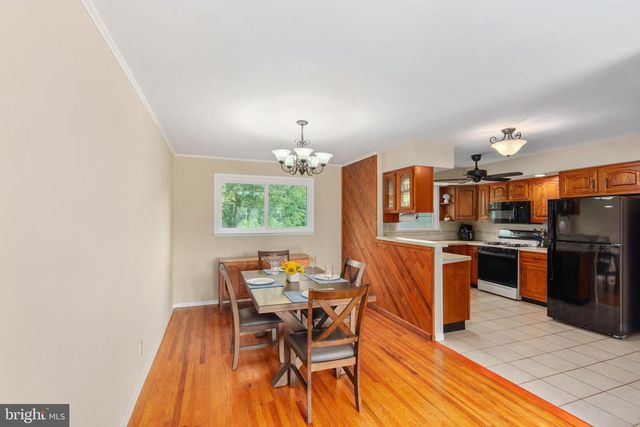 1001 MUELLER RD, Warminster, PA 18974