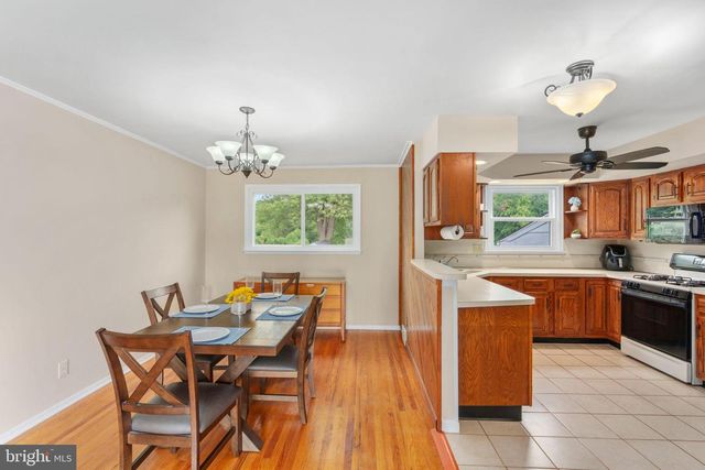 1001 MUELLER RD, Warminster, PA 18974