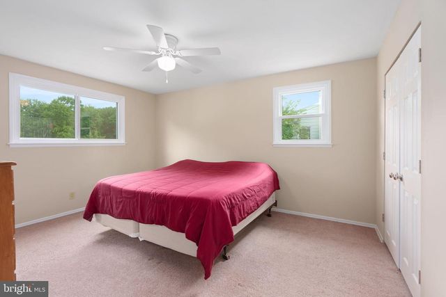 1001 MUELLER RD, Warminster, PA 18974