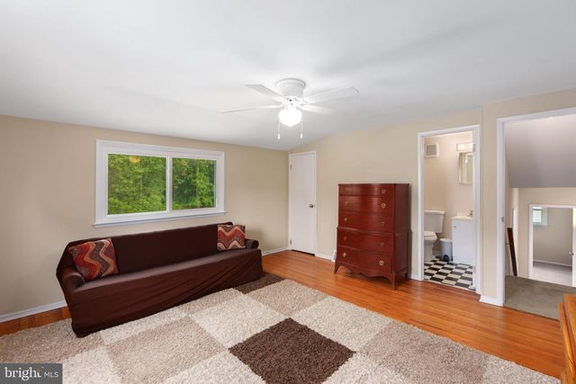 1001 MUELLER RD, Warminster, PA 18974