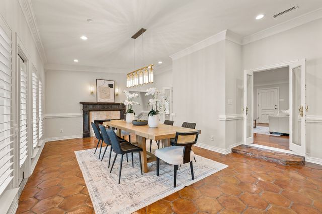 3716 Oakwood Drive, Grapevine, TX 76051