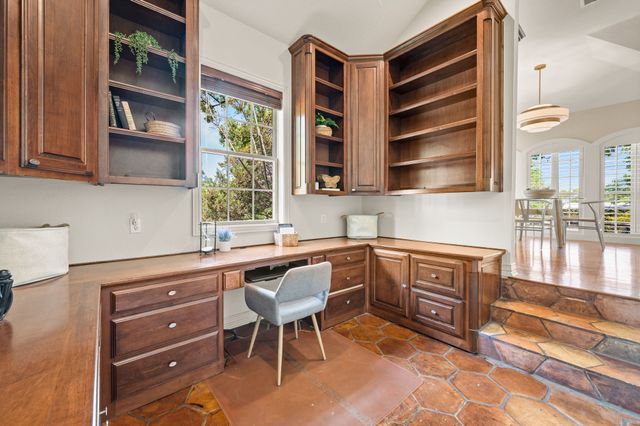 3716 Oakwood Drive, Grapevine, TX 76051