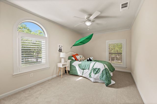 3716 Oakwood Drive, Grapevine, TX 76051