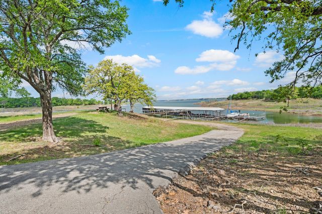 3716 Oakwood Drive, Grapevine, TX 76051