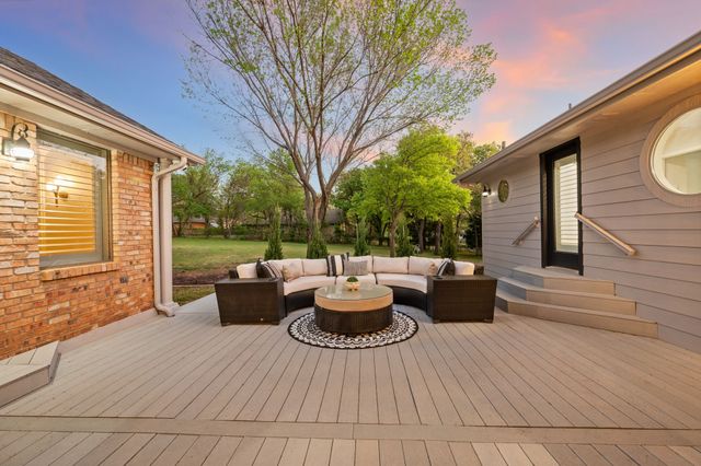 3716 Oakwood Drive, Grapevine, TX 76051