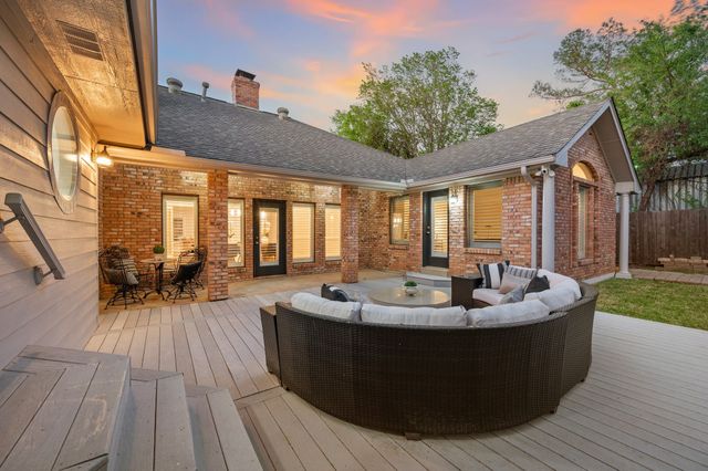 3716 Oakwood Drive, Grapevine, TX 76051