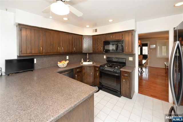 6 Romopock Court 6, Mahwah, NJ 07430