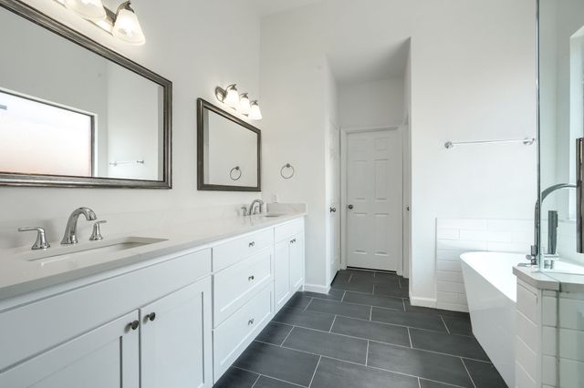1127 Valley Vista Drive, Irving, TX 75063