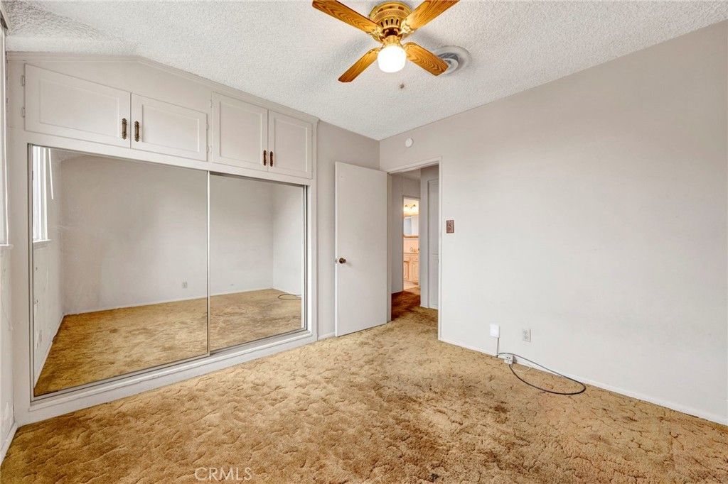 Image 22 of property listing at 633 Groton Drive, Burbank, CA 91504