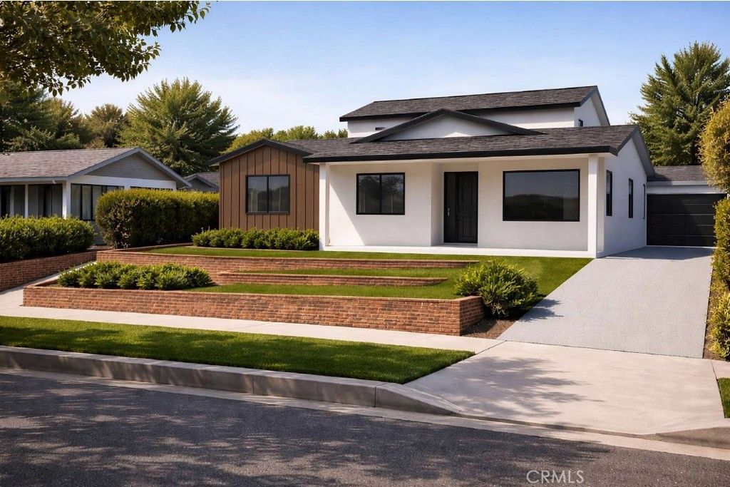 Image 5 of property listing at 633 Groton Drive, Burbank, CA 91504