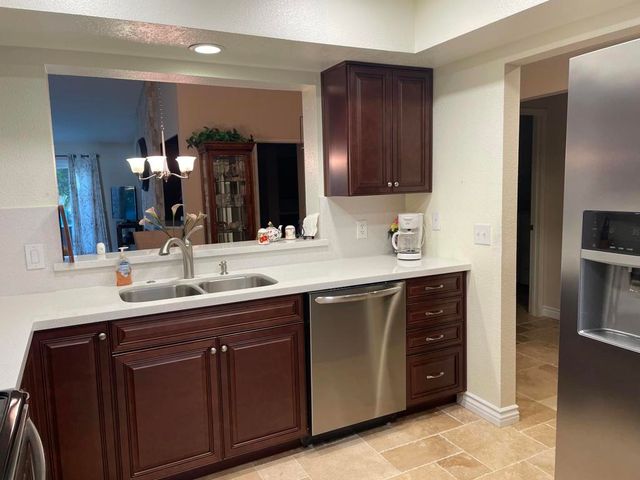 130 Desert Falls Drive E, Palm Desert, CA 92211