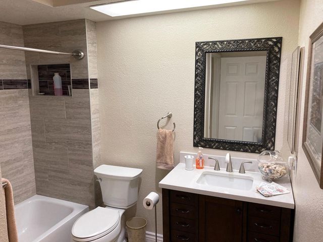 130 Desert Falls Drive E, Palm Desert, CA 92211