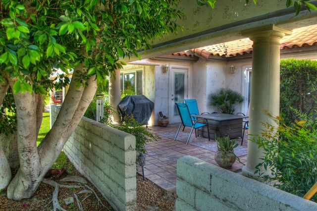 130 Desert Falls Drive E, Palm Desert, CA 92211