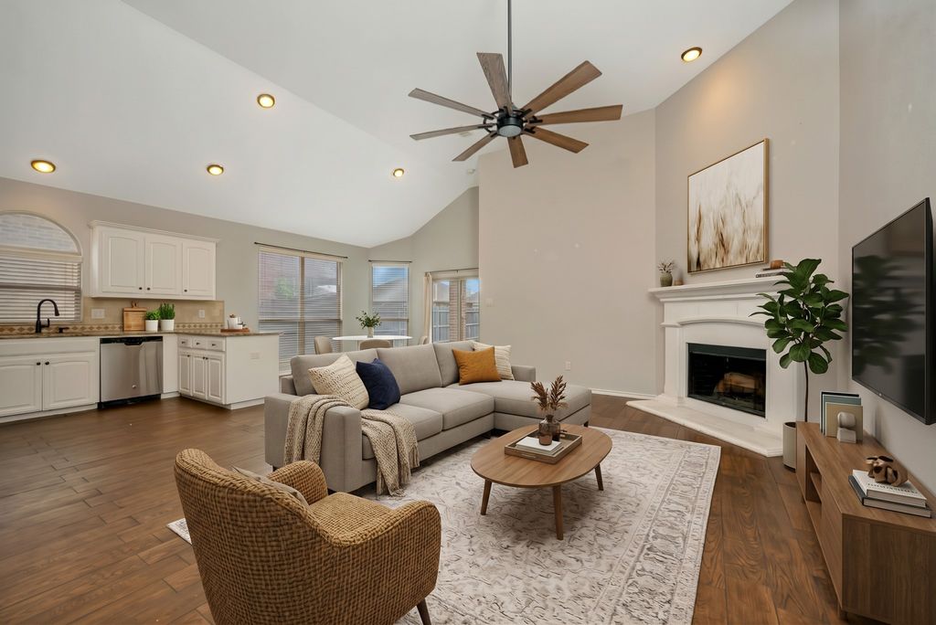 545 Wild Ivy Trail, Fort Worth, TX 76052 — photo 3