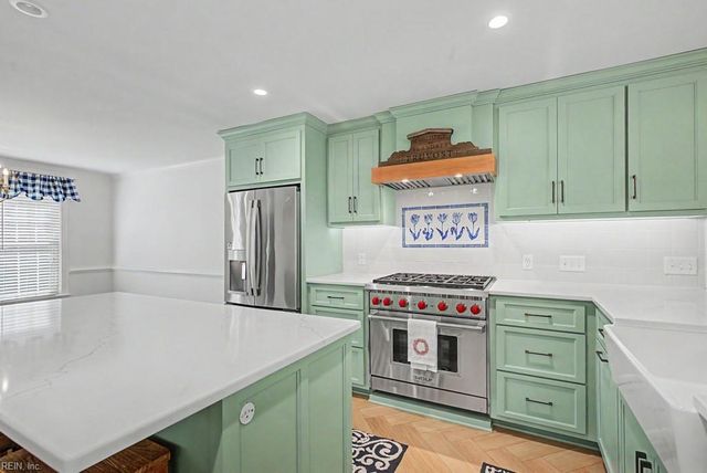 113 James Longstreet, Williamsburg, VA 23185