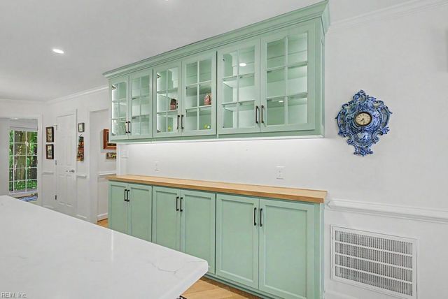 113 James Longstreet, Williamsburg, VA 23185