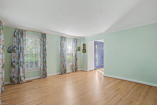 113 James Longstreet, Williamsburg, VA 23185