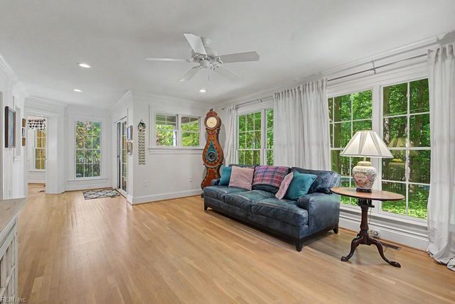 113 James Longstreet, Williamsburg, VA 23185