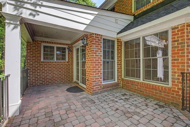 113 James Longstreet, Williamsburg, VA 23185