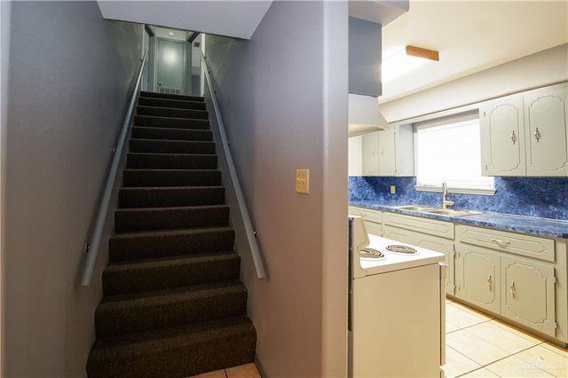 204 E Gomez Drive, San Juan, TX 78589